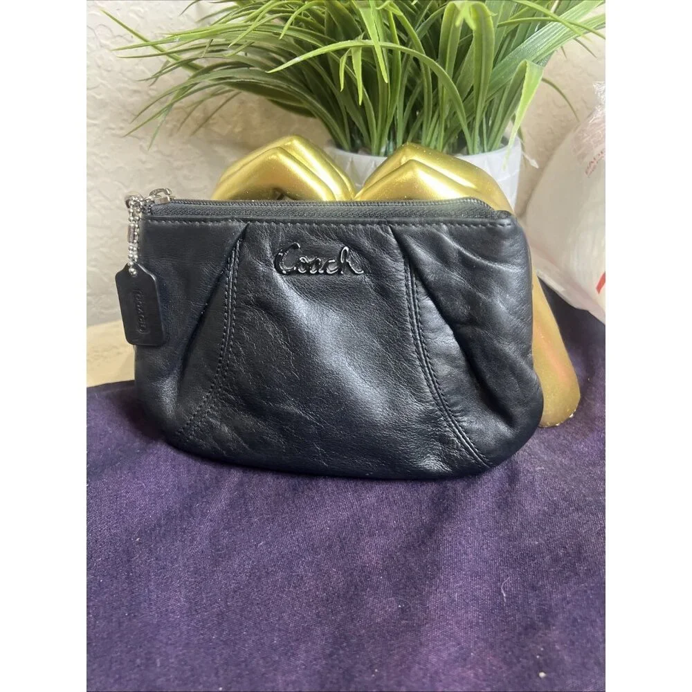 Classic Coach Black Wristlet With Hangtag